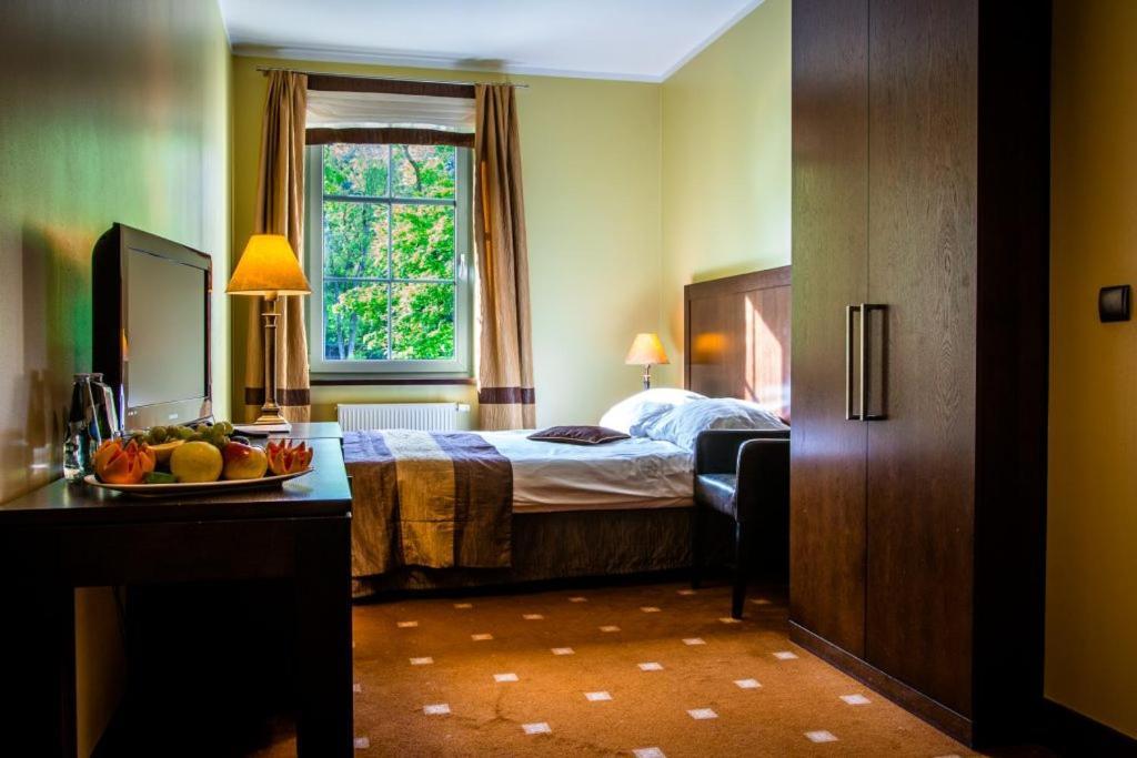 Hotel Nowy Dwor Elizy Blisko Sky Bridge Długopole-Zdrój Esterno foto