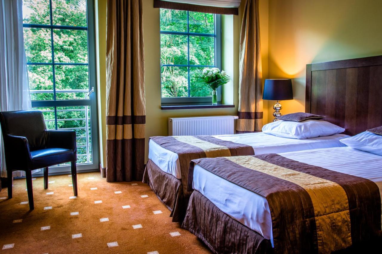 Hotel Nowy Dwor Elizy Blisko Sky Bridge Długopole-Zdrój Esterno foto