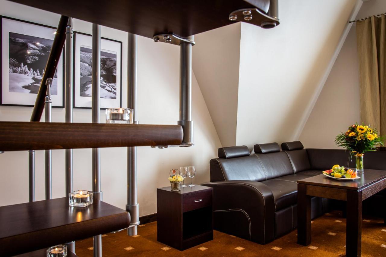 Hotel Nowy Dwor Elizy Blisko Sky Bridge Długopole-Zdrój Esterno foto