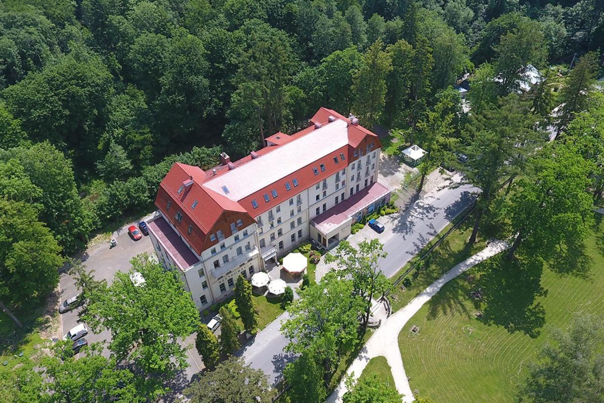 Hotel Nowy Dwor Elizy Blisko Sky Bridge Długopole-Zdrój Esterno foto